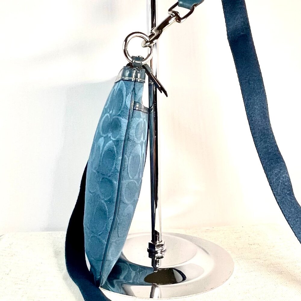 Coach Signature Swingpak in rich blue Hue Crossbody Bag with Adjustable Strap - Picture 5 of 15